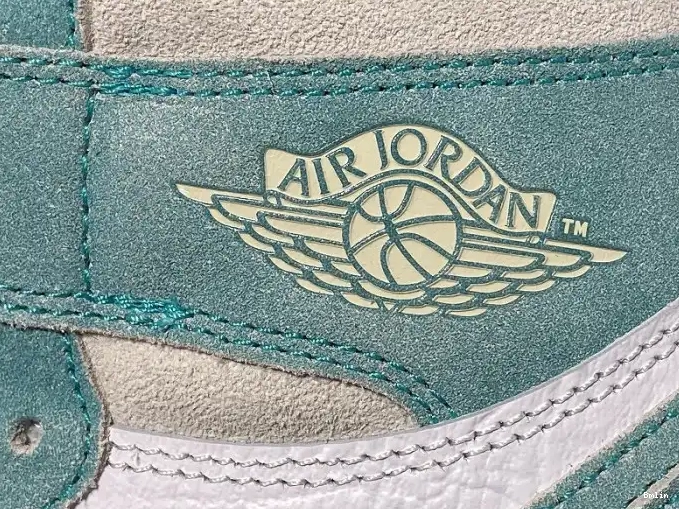Bmlin Jordan 555088-311 OG High Turbo Green Retro 1 Air 0525